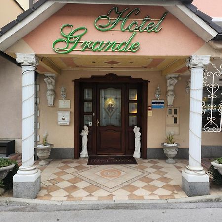 Hotel Grande Целие Екстериор снимка