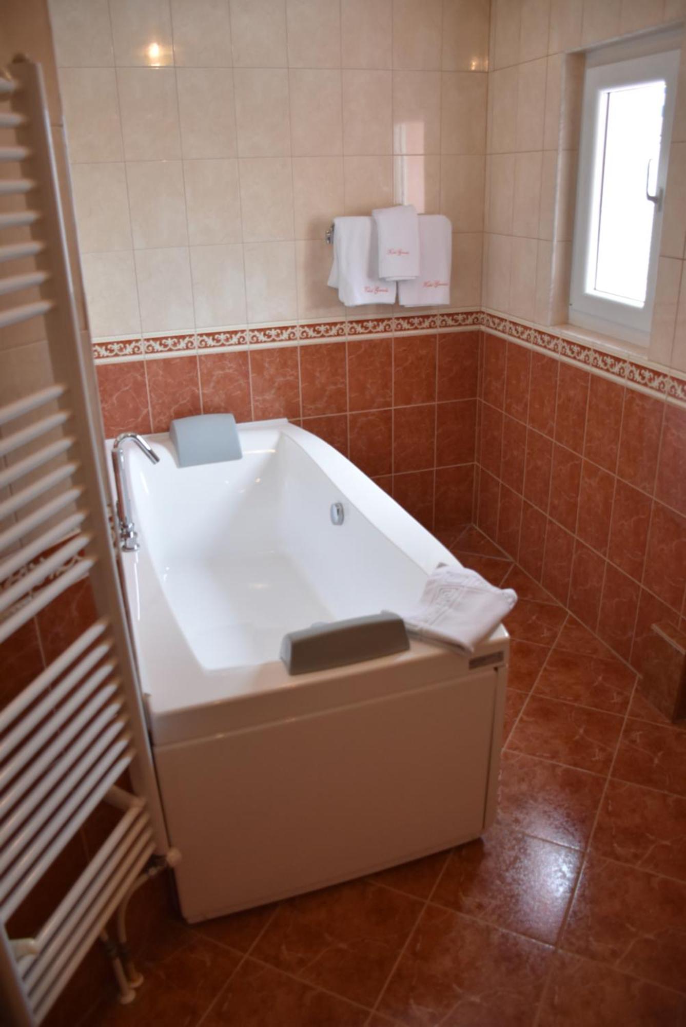 Hotel Grande Целие Екстериор снимка